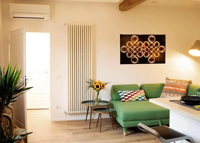 Апартаменты Cozy In Pratello